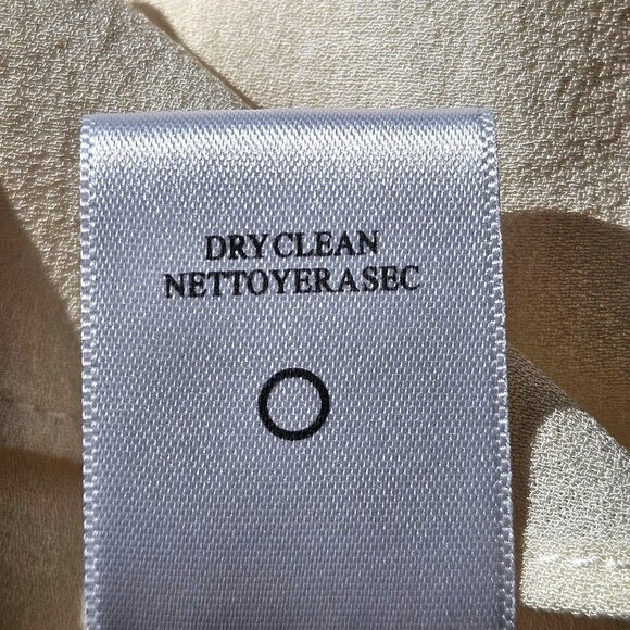 A.L.C. Women’s Ivory Silk Blouse 4 V-Neck Quiet Luxury Old Money Clean Girl - Picture 7 of 11